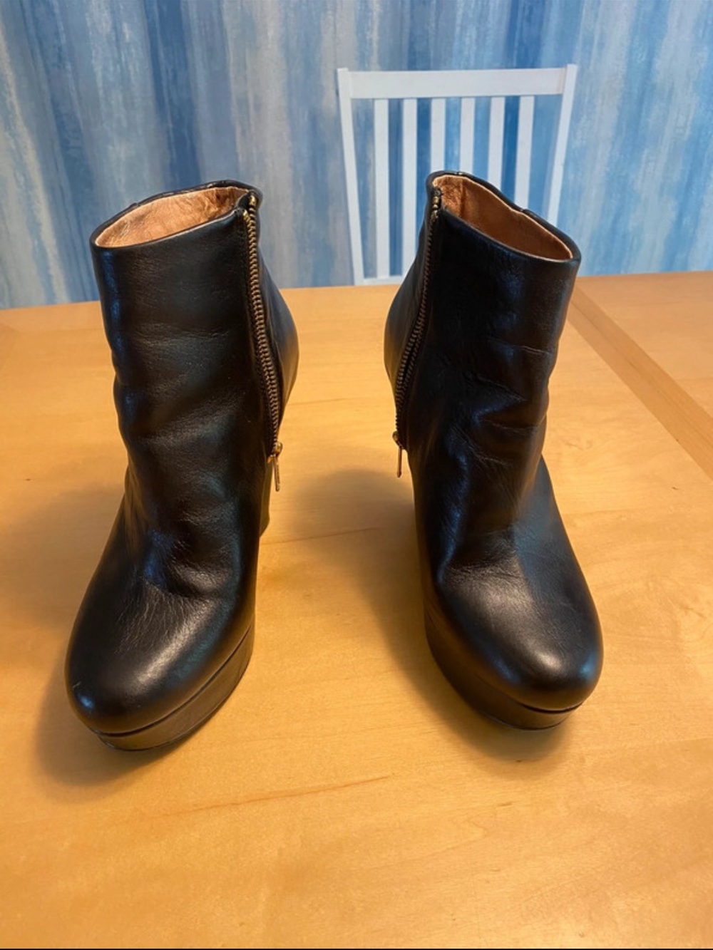 Aldo Black Leather Platform Ankle Booties with Side Zipper